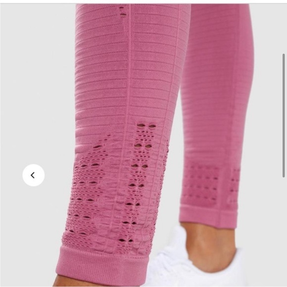 Gymshark EUC Energy + Seamless Dusty Pink Leggings Size Medium high waisted - Picture 3 of 15